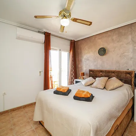 Duplex Con Piscina Comunitaria En La Florida 아파트